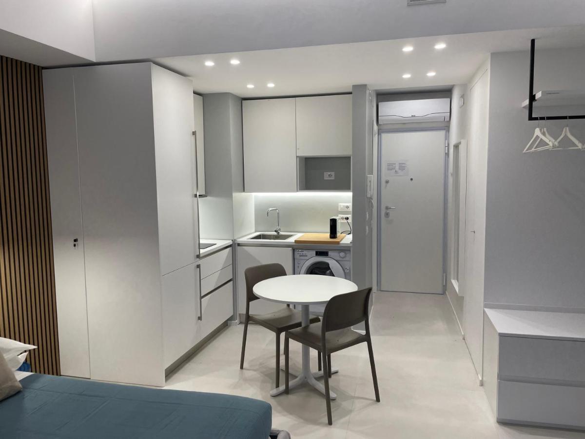 גיארדיני נאקסוס La Finestra Sul Mare Modern Apartment מראה חיצוני תמונה