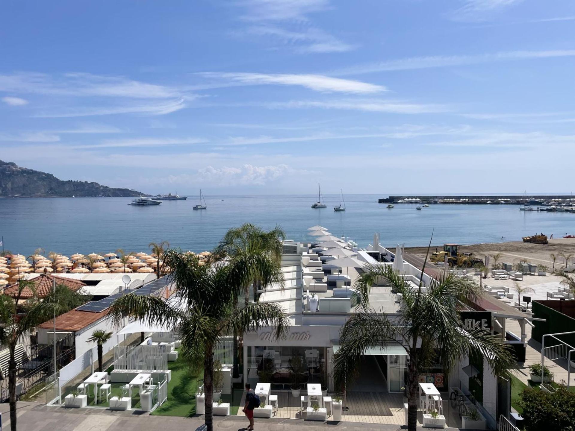 גיארדיני נאקסוס La Finestra Sul Mare Modern Apartment חדר תמונה